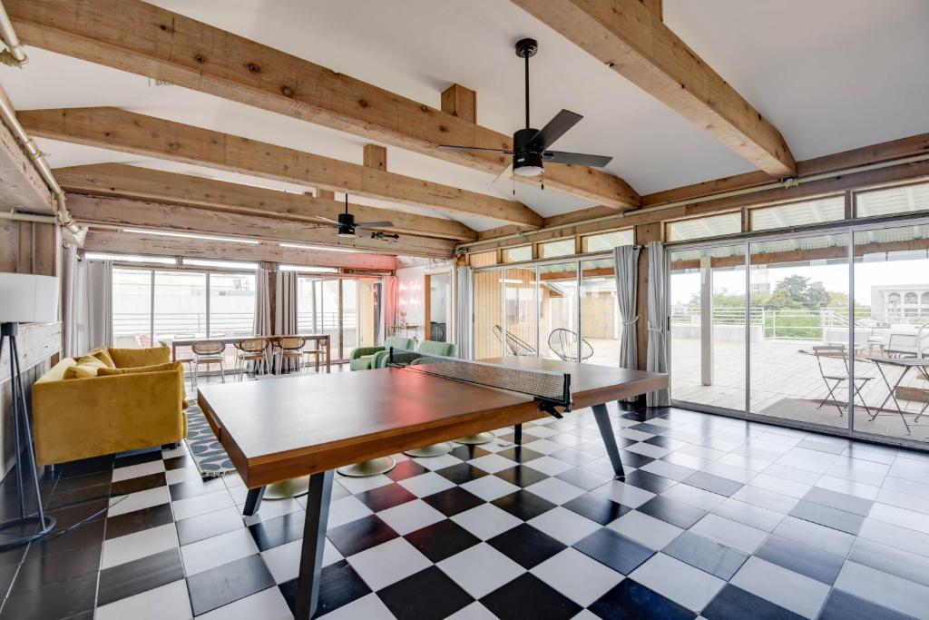 New KAMP by Brightwild - Rooftop Penthouse photo 3