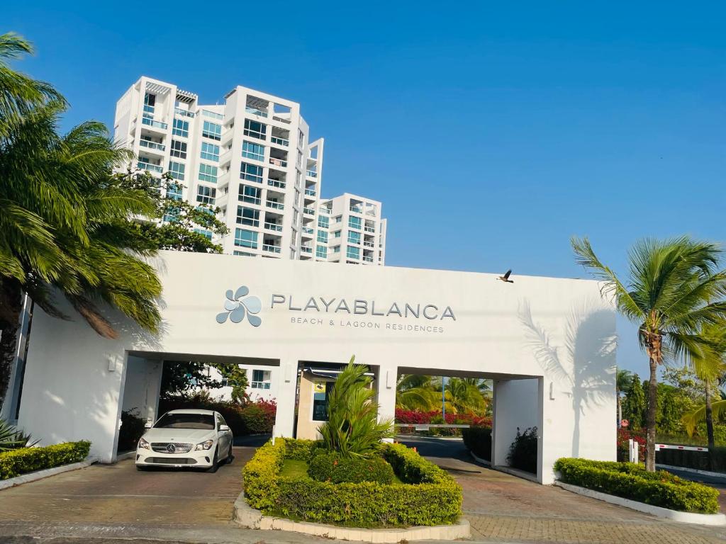 Playa Blanca Founders 1 photo 4