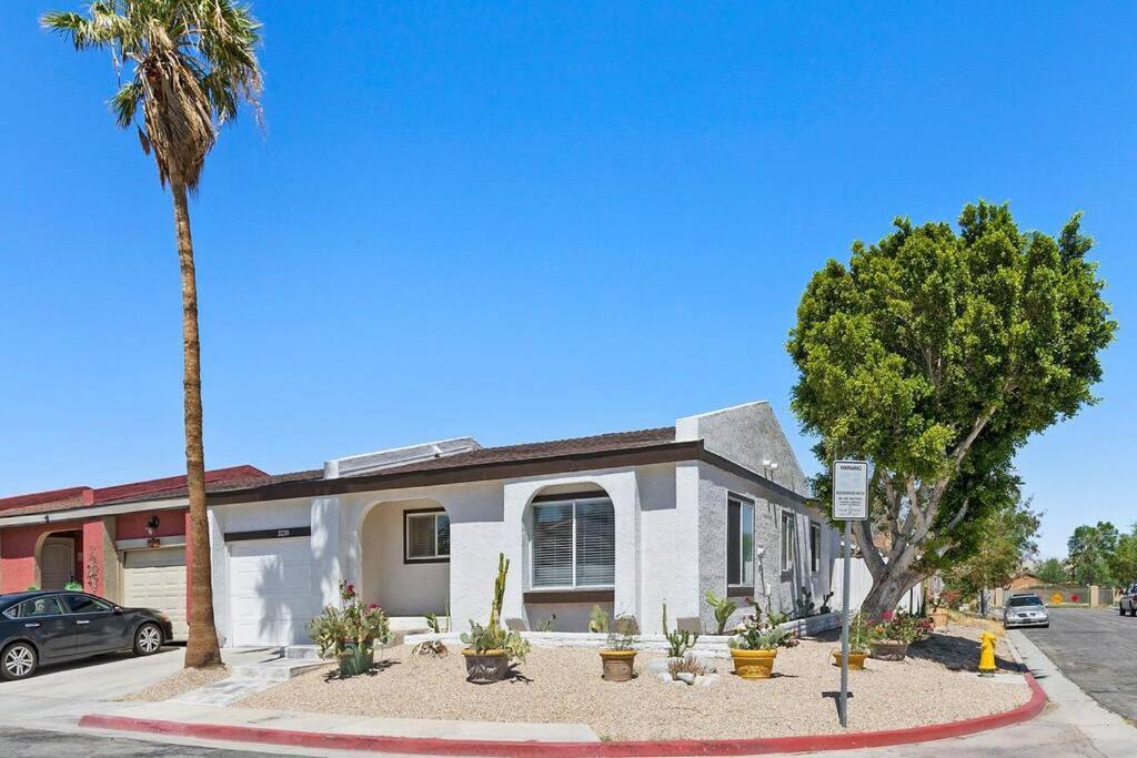 Amazing Serenity Vacation Home w/Heated Pool & Spa