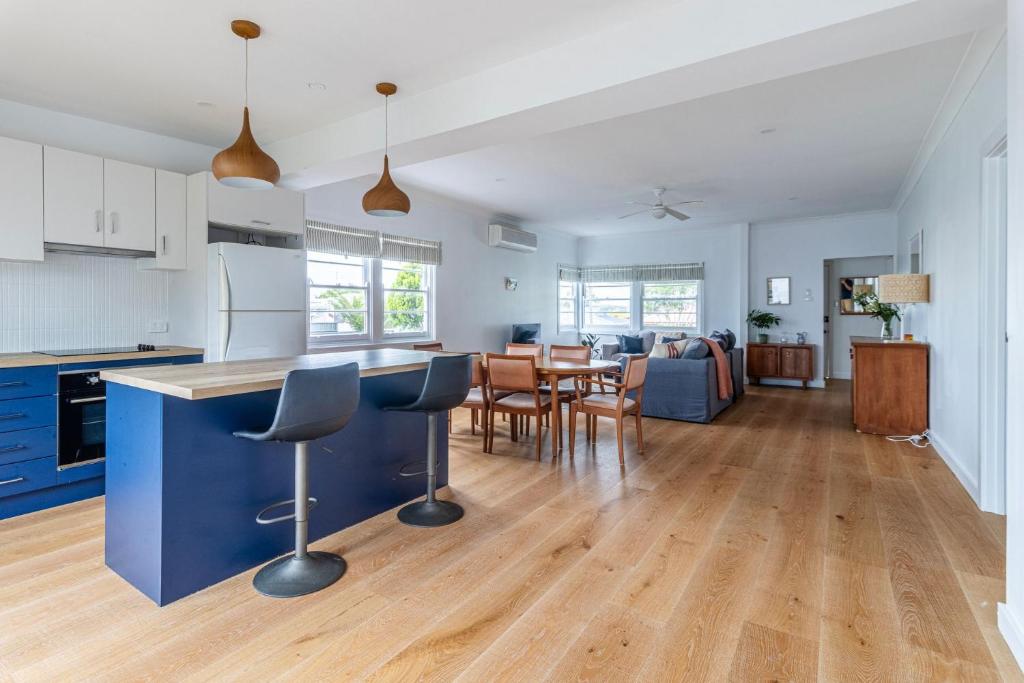 Sussex Beach House photo 1