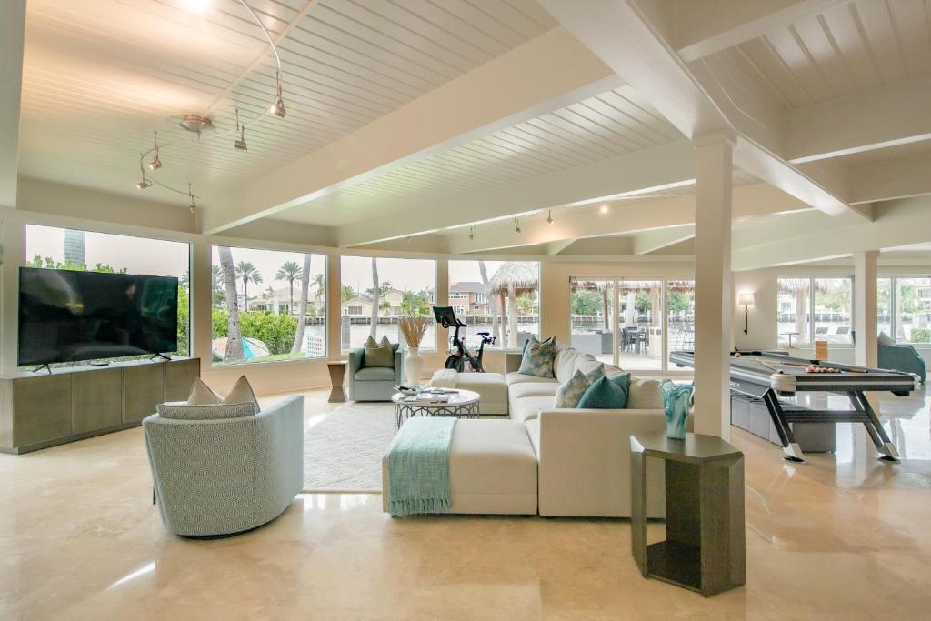 Paradise Manor photo 4