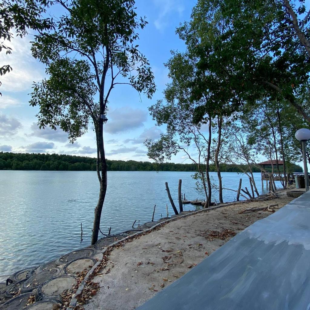 Beautiful River Homestay Kuala Pontian Rompin photo 4