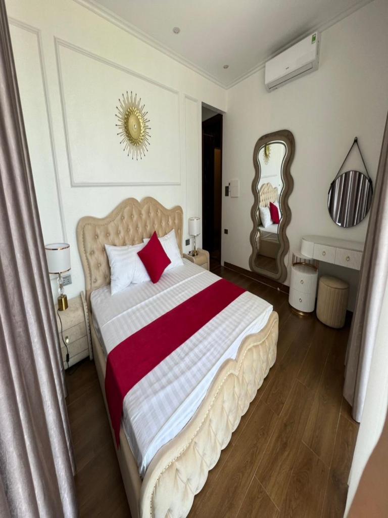 Căn Villa 9 Ngủ Vip Trung tâm Bãi Cháy