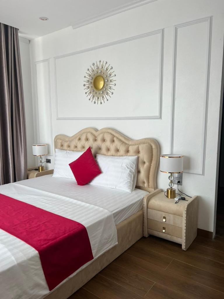 Căn Villa 9 Ngủ Vip Trung tâm Bãi Cháy