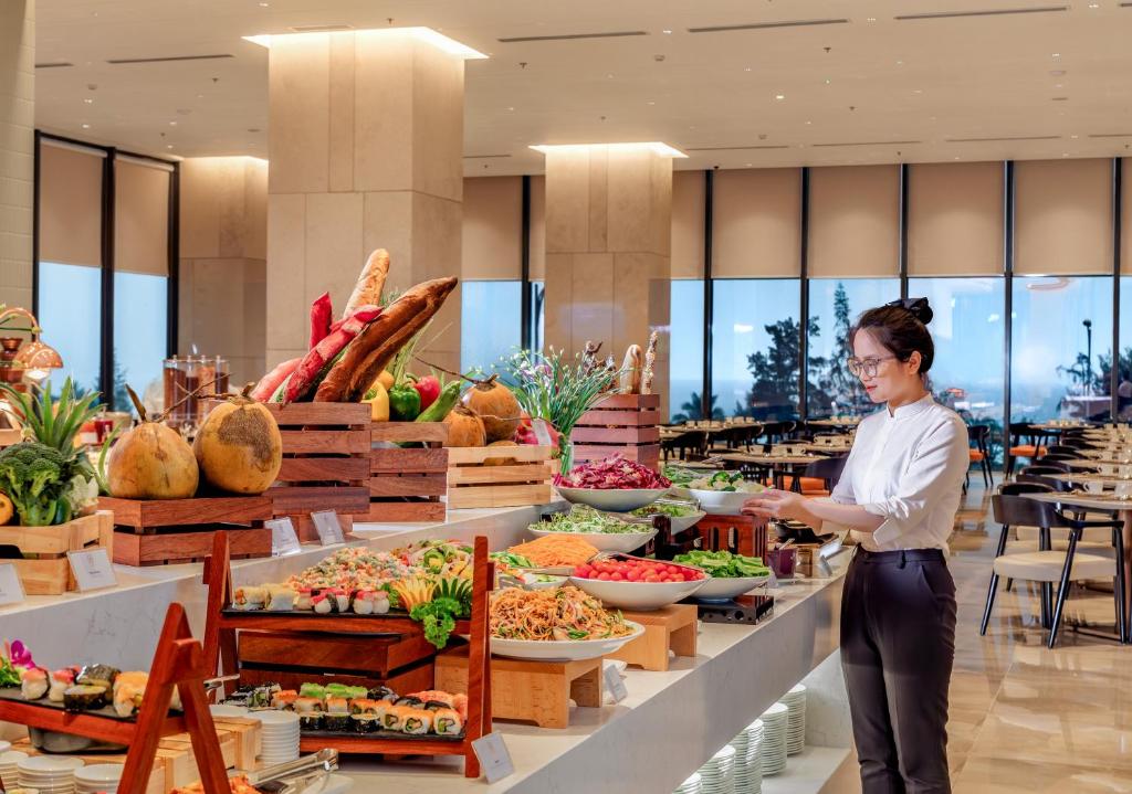 Awaken Da Nang Hotel