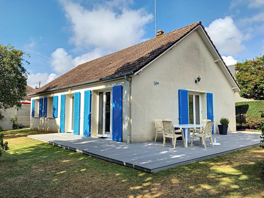 Maison Jullouville, 5 pièces, 7 personnes - FR-1-361-46