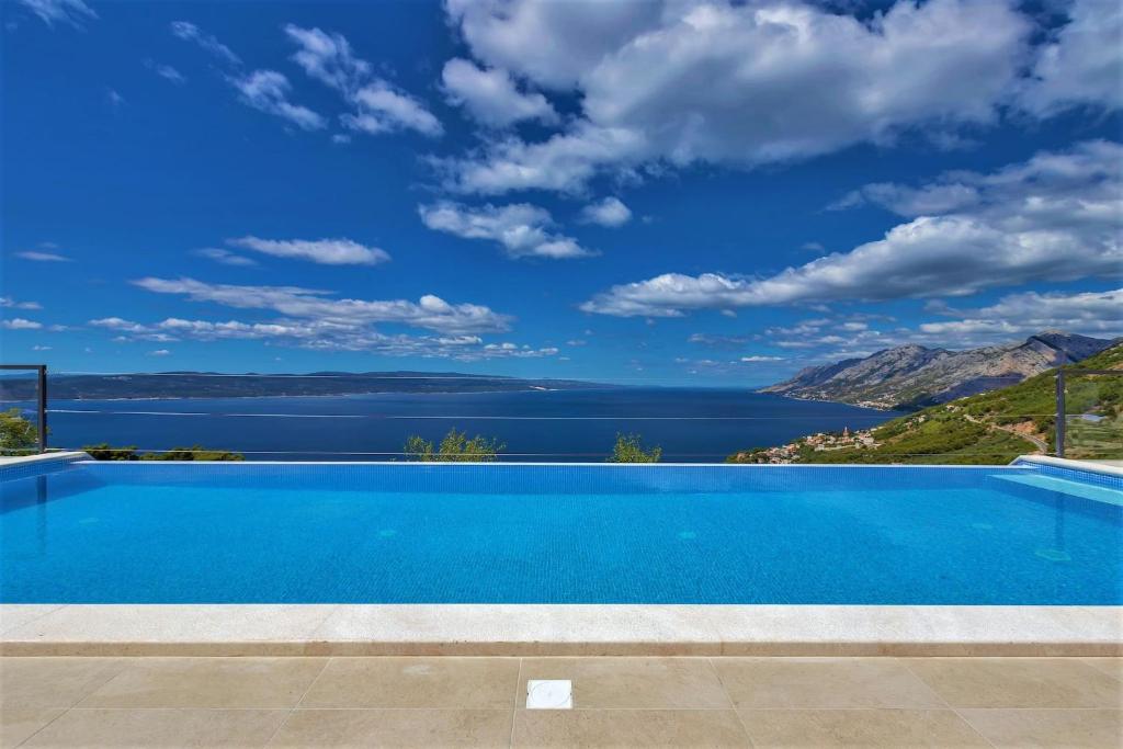 Villa Skyview mit Infinitypool und Panorama Meerblick photo 2