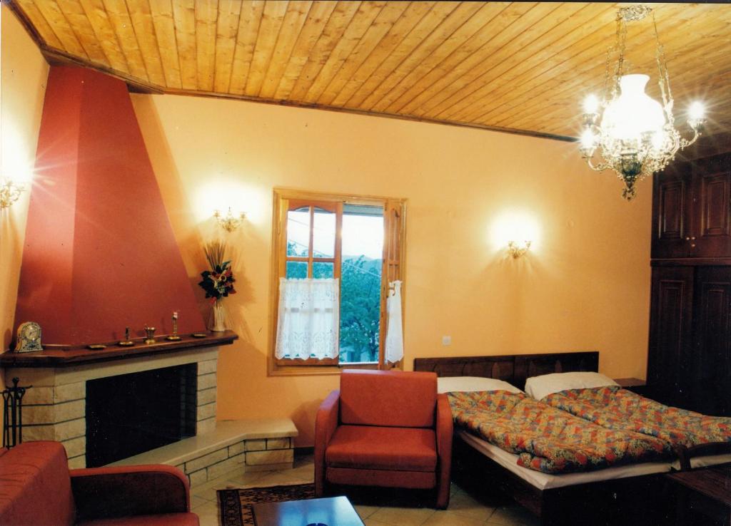 Epavli Antonis photo 3