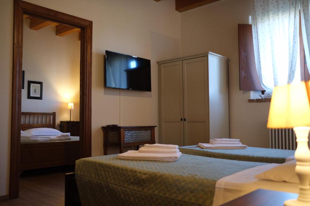 Agriturismo Corte Pellegrini photo 3