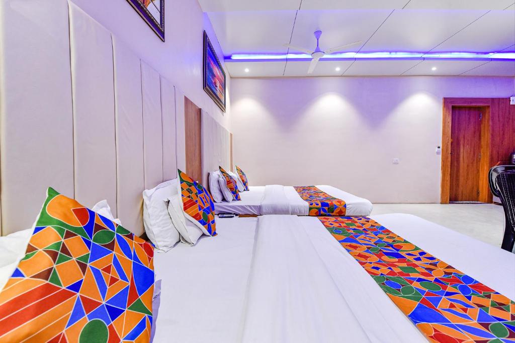 FabHotel Prime Maya Palace photo 3