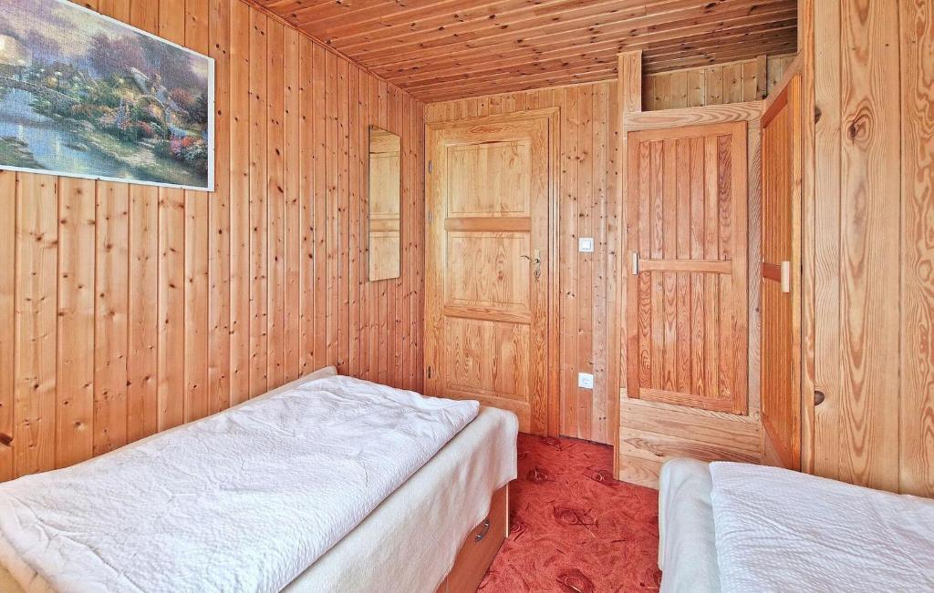 1 Bedroom Amazing Home In Penzlin Ot Wustrow photo 4