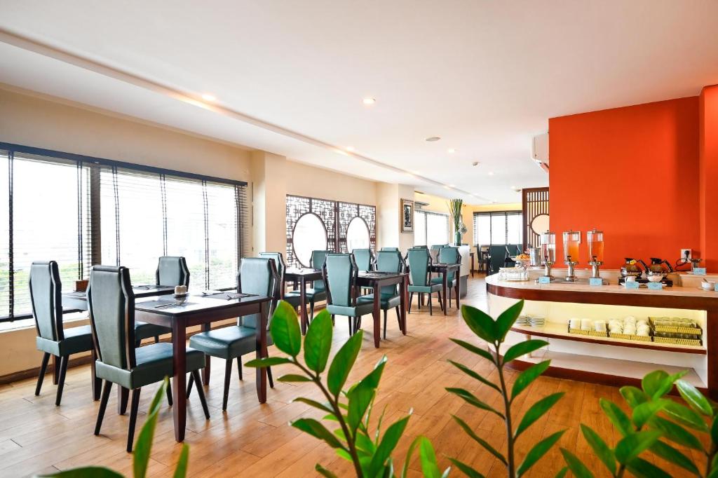 Nicecy Hotel - Bui Thi Xuan Street