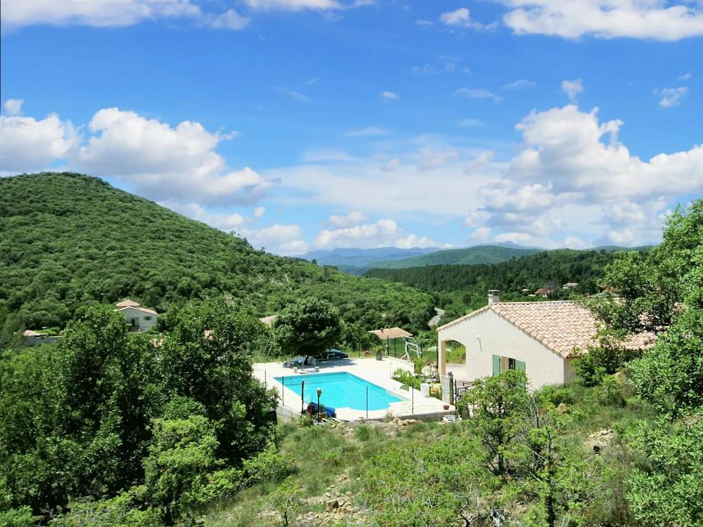 Villa de 6 chambres avec piscine privee jardin amenage et wifi a Saint Jean du Pin