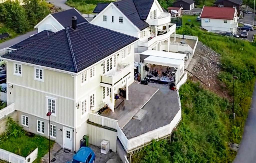 Beautiful Home In Porsgrunn With House A Panoramic View