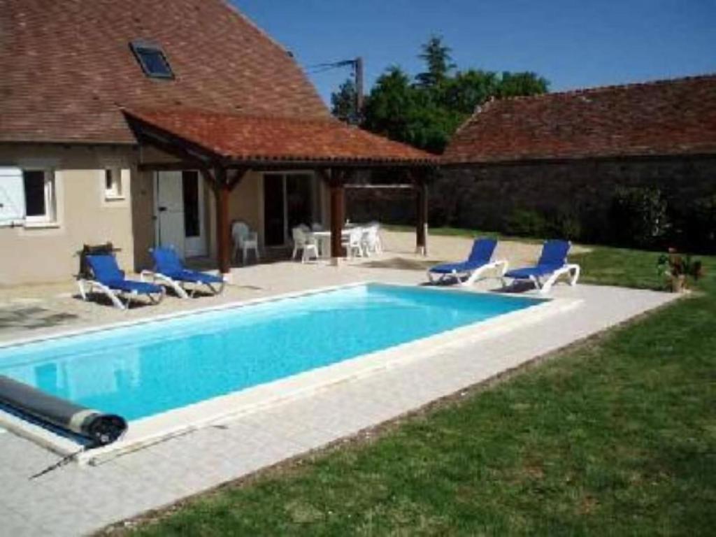 Villa de 3 chambres avec piscine privee jardin clos et wifi a Loubressac photo 1