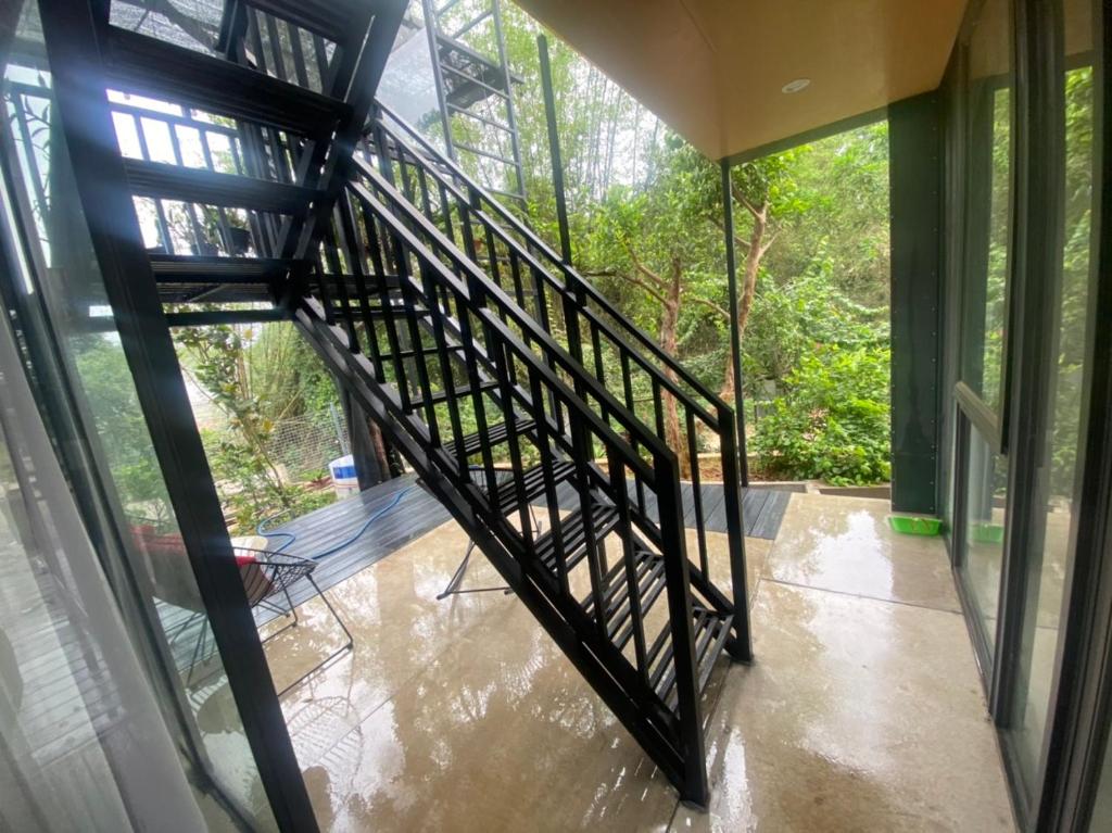 Undertree life villa 1