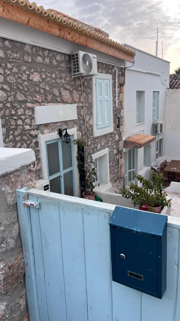 Galaxidi Authentic Rooftop House photo 4