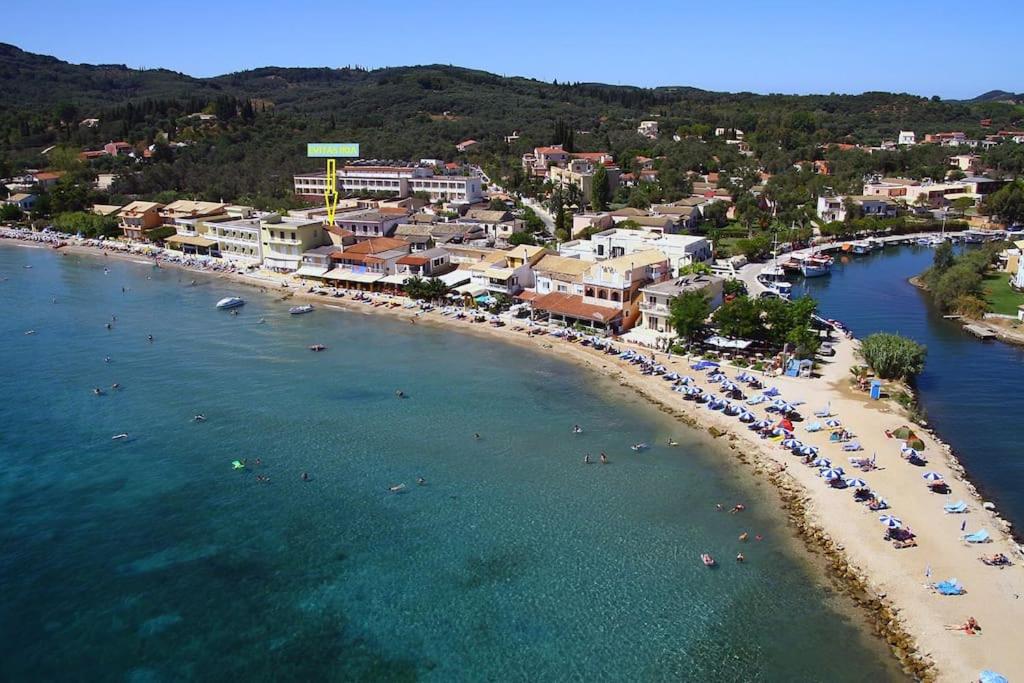 Evita's ikia seaside luxury house photo 2