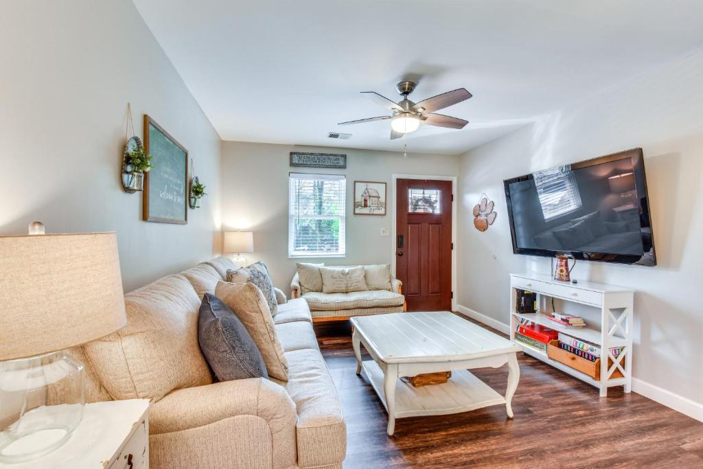Dog-Friendly Clemson Cottage Less Than 1 Mi to University! photo 4
