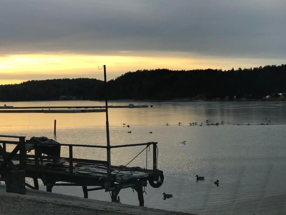 Litet modernt fristående hus på Värmdö, Stockholm photo 1