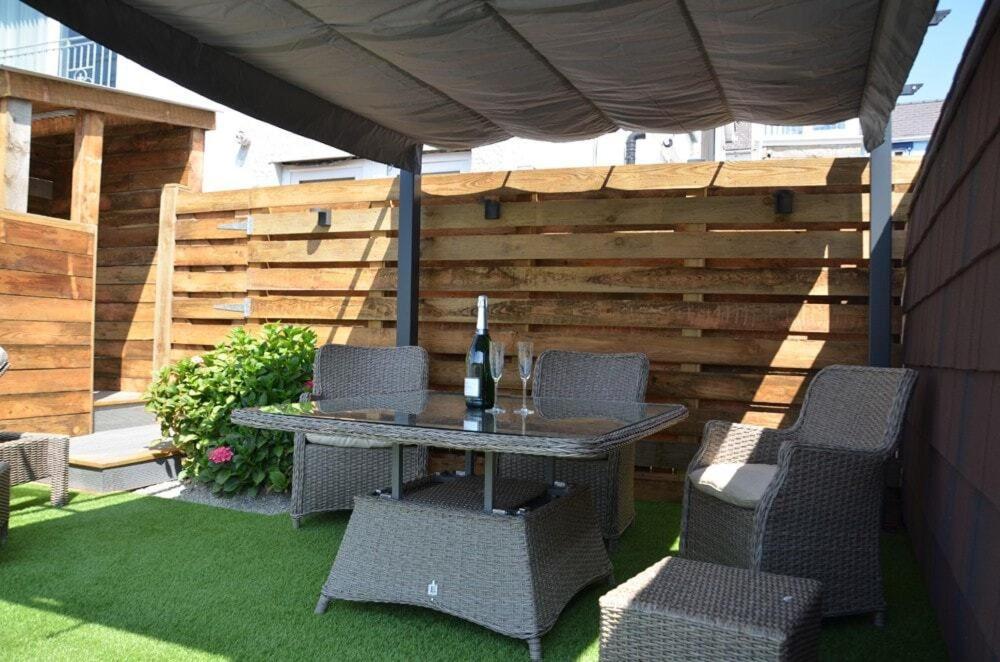 Pabell Pren Glamping - by Aberporth Beach Holidays photo 2