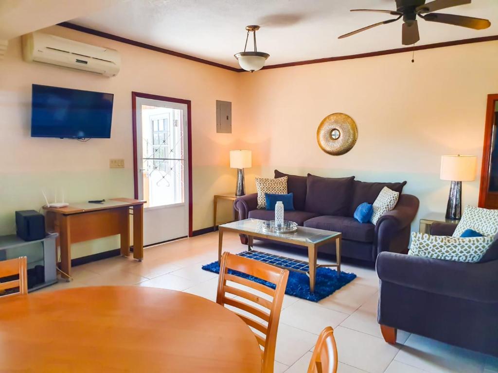 4C's Vacation Suites photo 2