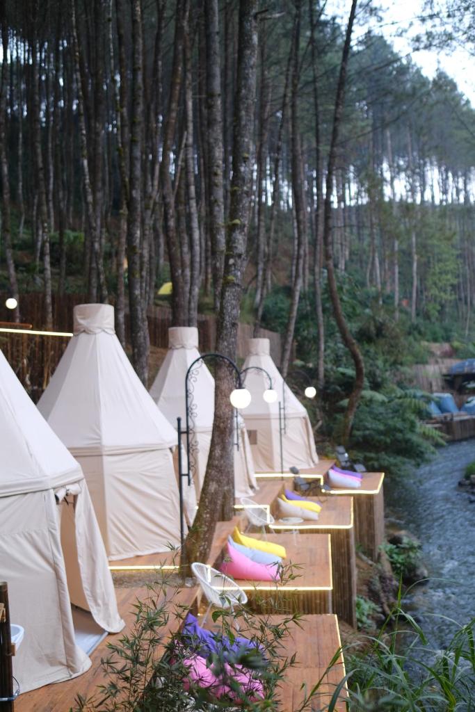 Regan Luxcamp Bandung by Digihub Hospitality photo 1