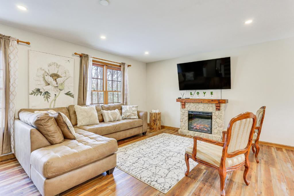 Tree-Lined East Stroudsburg Retreat with Fire Pit! photo 2