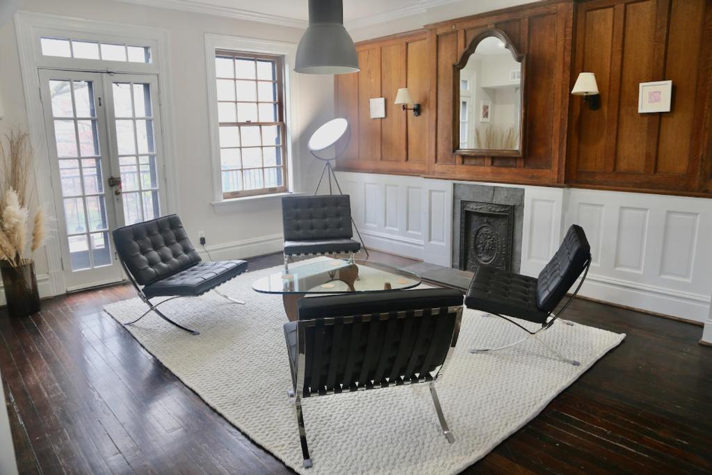 CWE Luxury La Maison Modern photo 1