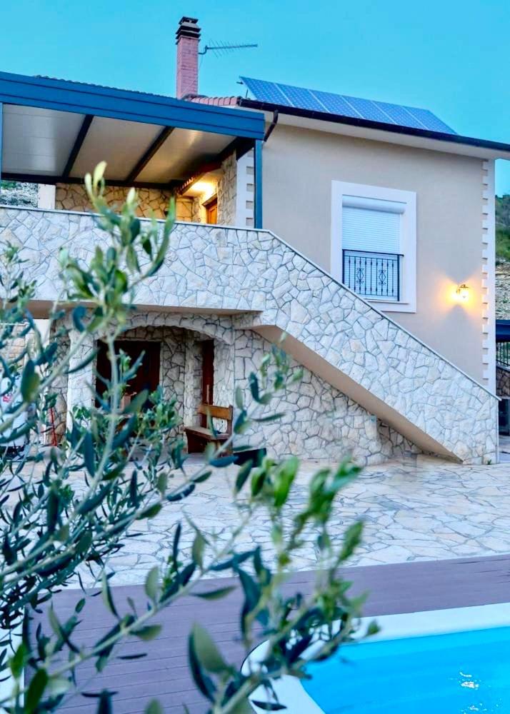 Holiday house Loza - Šibenik
