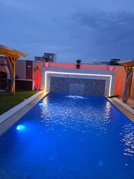 Villa piscine 4 chambres