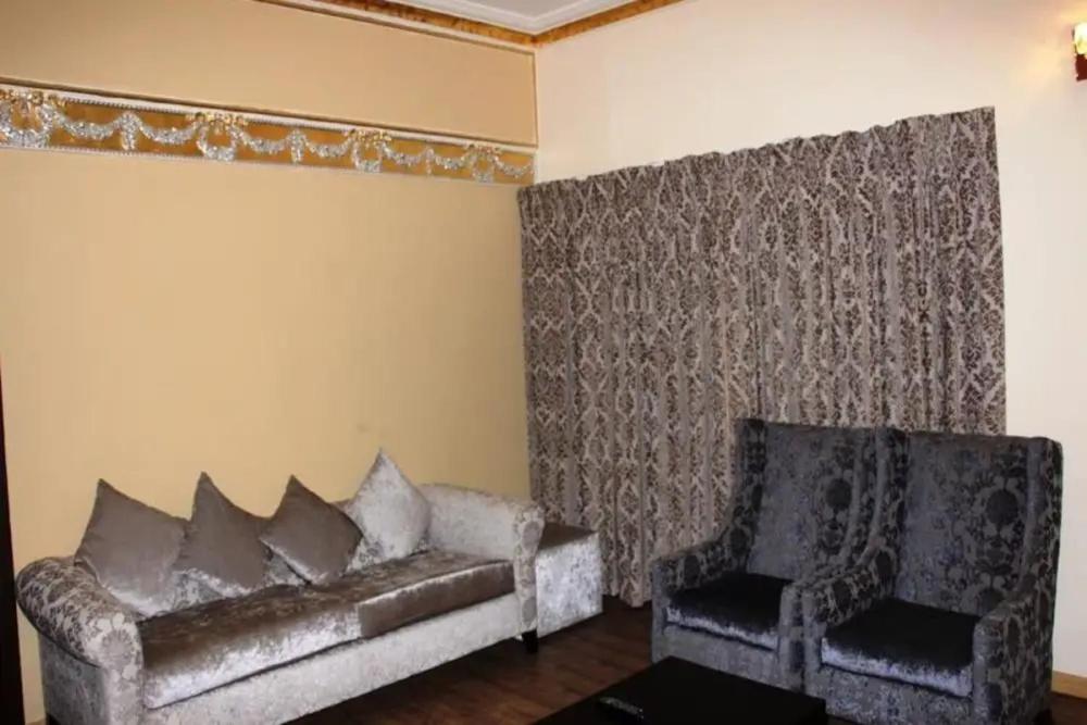 Sandralia Hotel photo 4