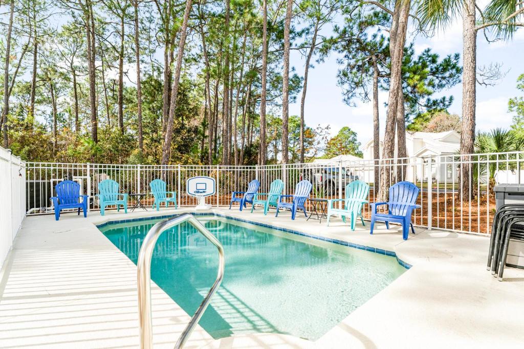 Somerset by the Sea - 4 BR, Sleeps 12, Golf Cart, Bikes, Private Pool and close to the BEACH! photo 2