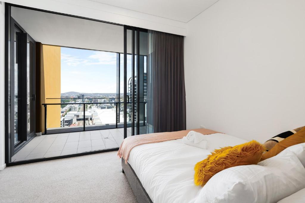CASSA BCT - River-View Apartments Managed by The Cassa - Tap to explore photos
