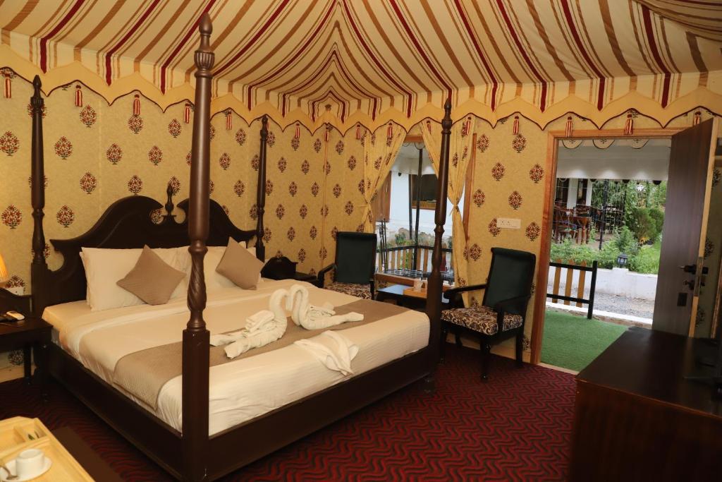 Glorious Camp Pushkar photo 4