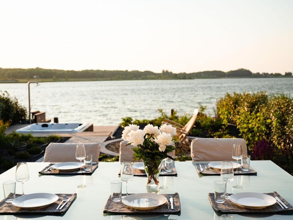 Oceanhouse Modern Retreat photo 3