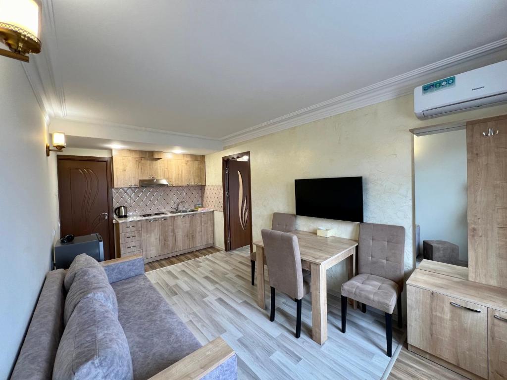 The Hill Guest House photo 2