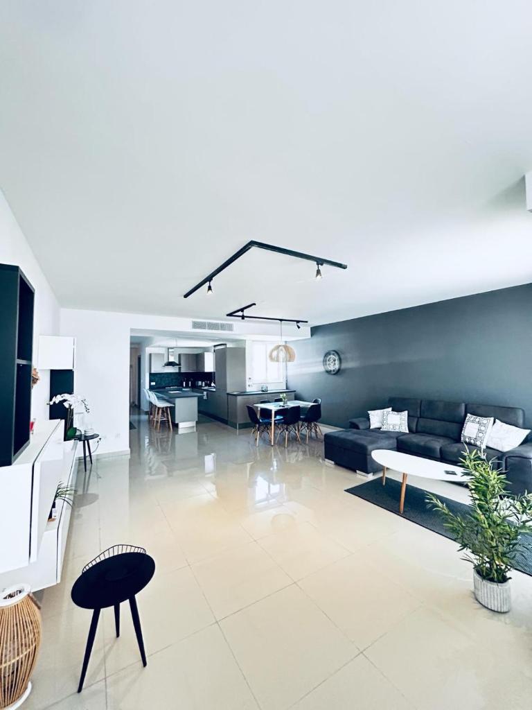 Brand New St. Julian's Luxury Apartment - Wish Malta photo 3