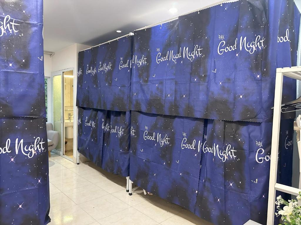 The Lakeview - West Lake Lotus Apartments