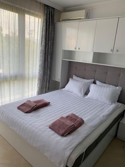 Двуспален апартамент Оазис Бийч клуб photo 4