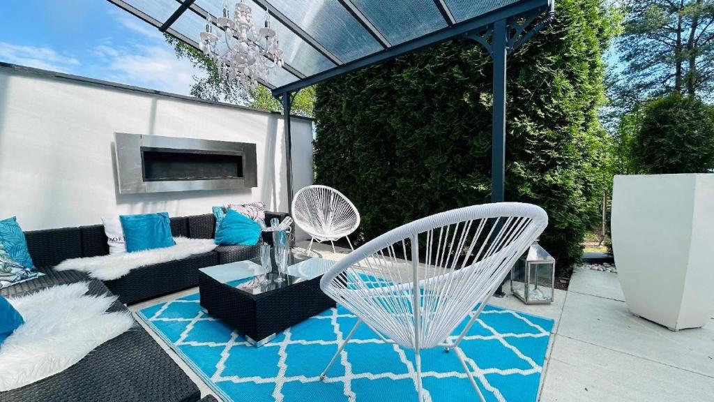 Ferienhaus in Gmina Człuchw mit Grill, Terrasse und Garten photo 2