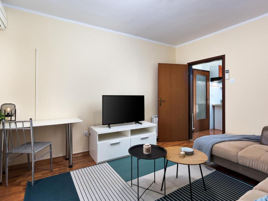 Marisan Seaview Apartment photo 4