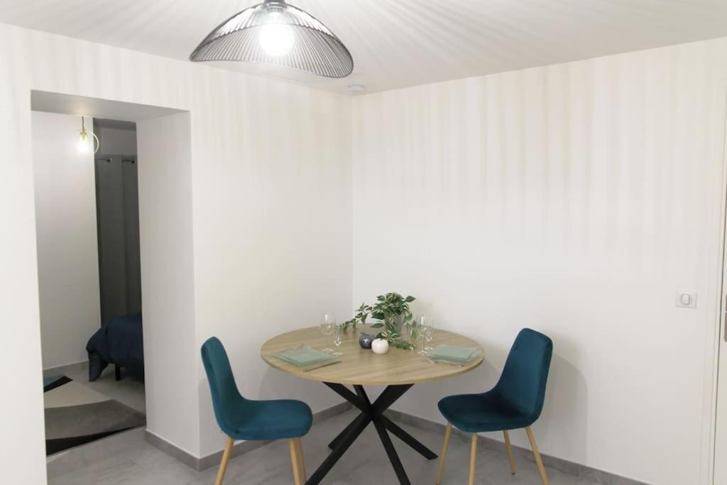 Apartment 1 room Marly la Ville Easy access airport CDG Parc Astérix Paris