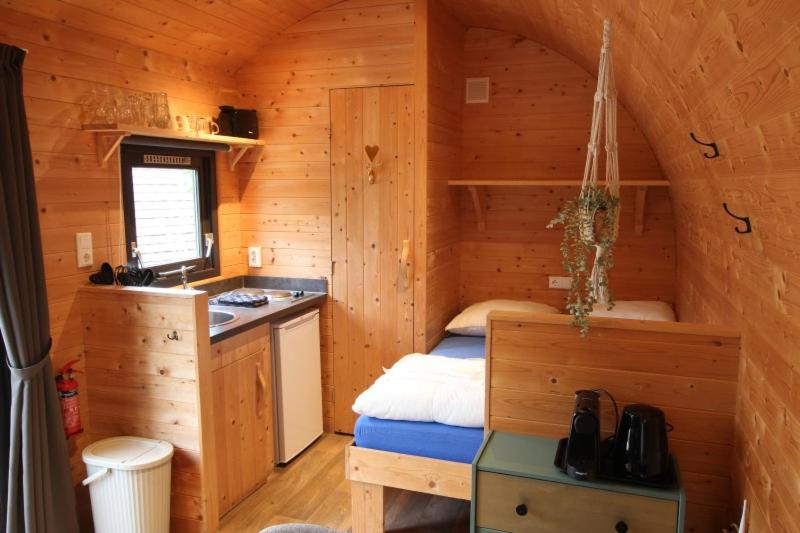 Wood Cabin 4 personen photo 1