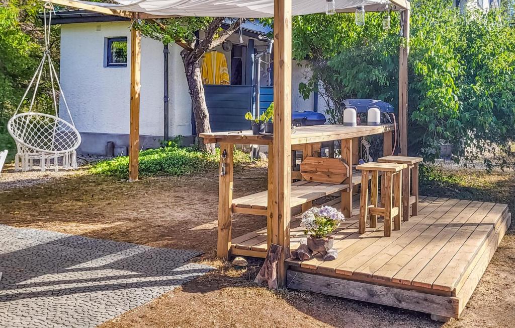 3 Bedroom Cozy Home In Slite photo 4