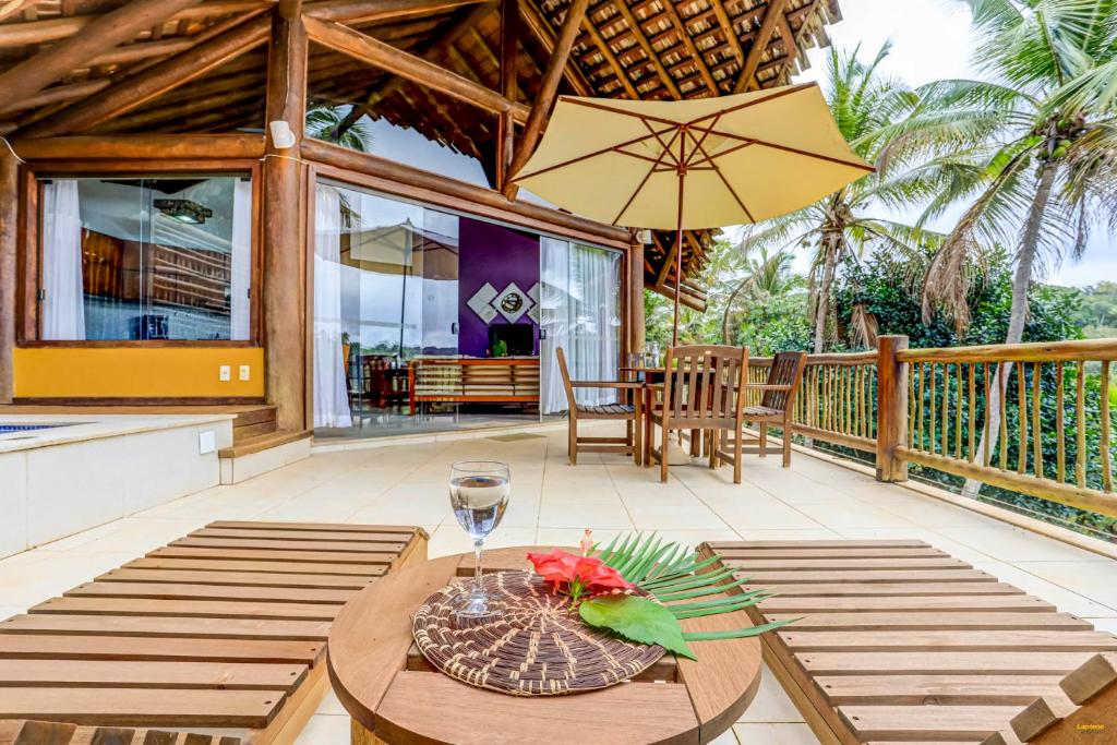 Casa Yellow - Praia de São José/Prainha - Itacaré/BA