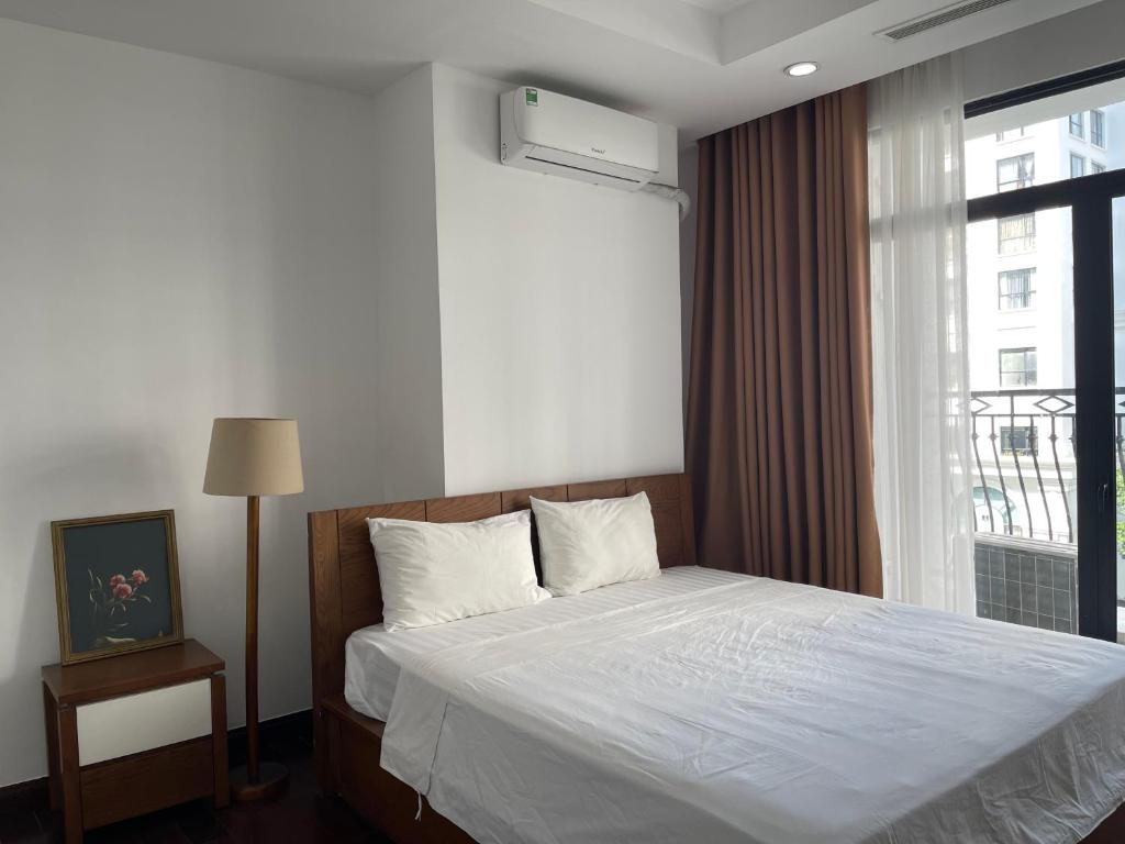 LiLiving in Vinhomes Royal city