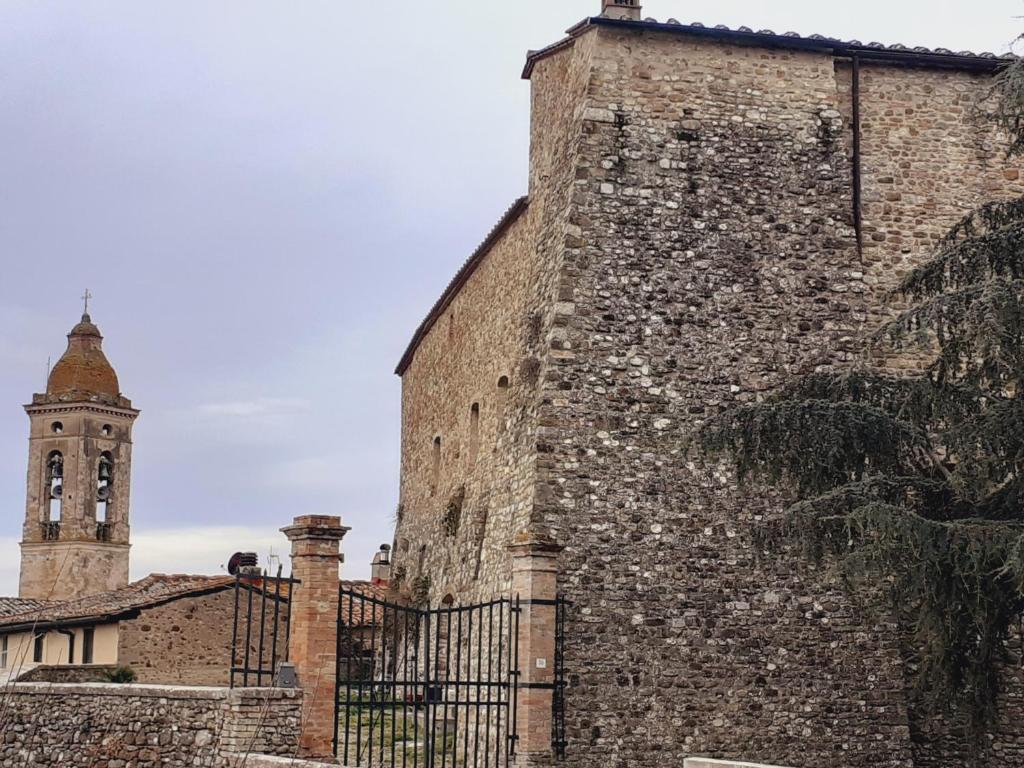Castello di Montefiridolfi - Tap to explore photos