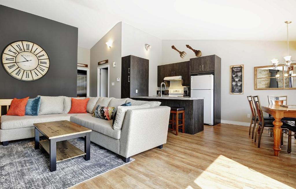 Condo 58 Chemin de la Corniche by Les Chalets Alpins photo 2
