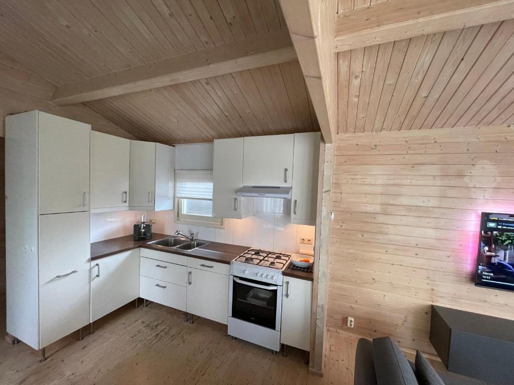 Luxe chalet Beek (gem Montferland) bosrijk, rust en privacy photo 1